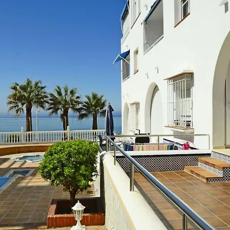 Nice In Fuentes De Apartment Nerja