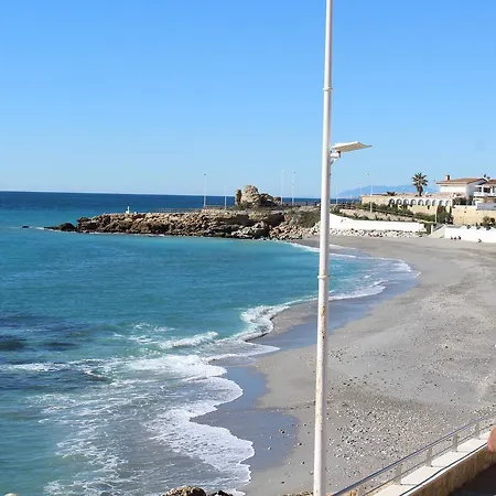 Apartment Nice In Fuentes De Nerja